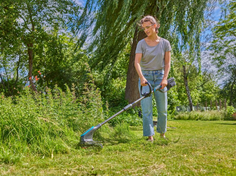 Coupe-bordures PowerTrim 30/18V P4A, Kit prêt-à-l’usage